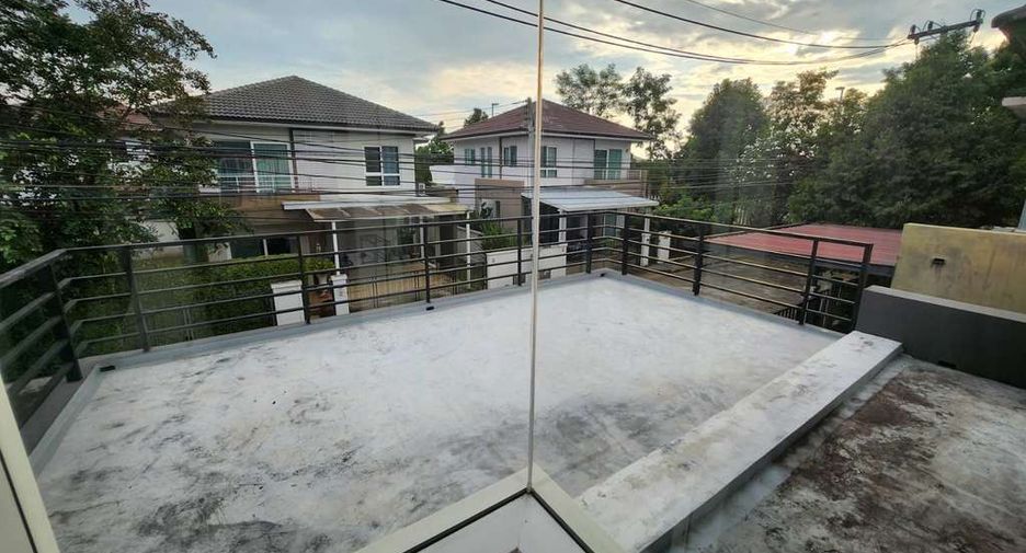 For rent 3 bedrooms house in Mueang Chiang Mai, Chiang Mai