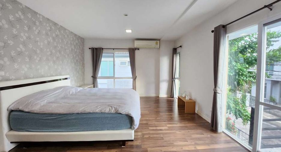 For rent 3 bedrooms house in Mueang Chiang Mai, Chiang Mai