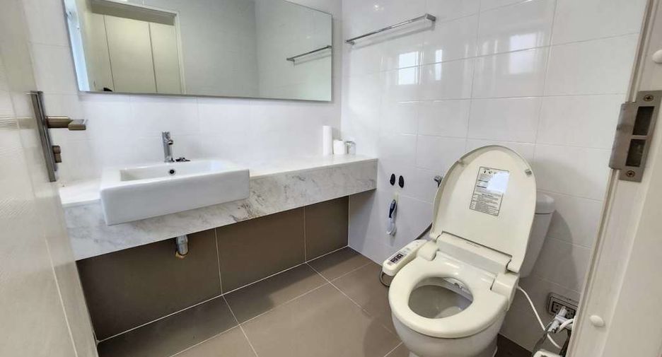 For rent 3 bedrooms house in Mueang Chiang Mai, Chiang Mai