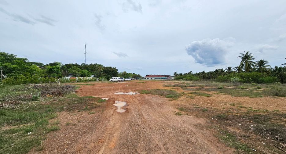 For sale 5 bed house in Mueang Ratchaburi, Ratchaburi