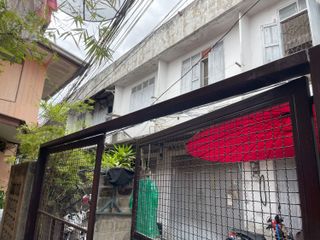 For sale 2 Beds retail Space in Thon Buri, Bangkok