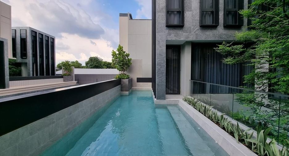 For sale studio house in Suan Luang, Bangkok