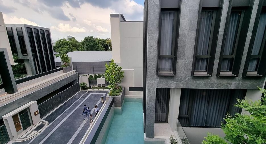 For sale studio house in Suan Luang, Bangkok