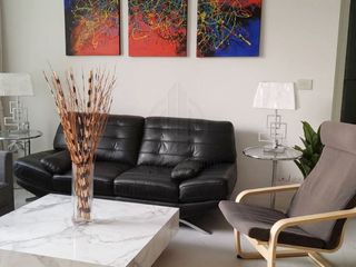 For rent and for sale 2 bedrooms condo in Pathum Wan, Bangkok