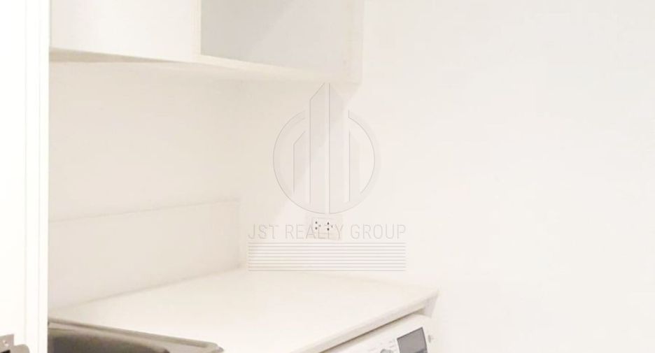 For sale 2 bedrooms condo in Pathum Wan, Bangkok