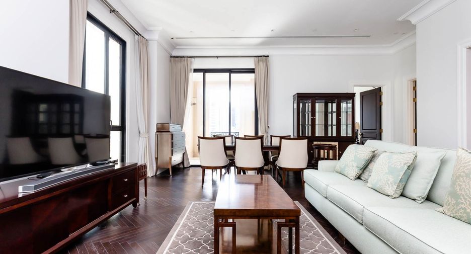 For rent 2 bedrooms condo in Pathum Wan, Bangkok