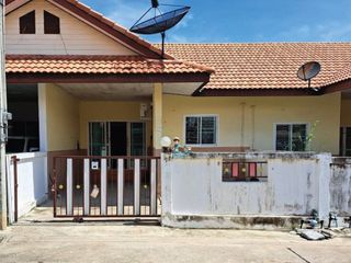 For sale 2 Beds townhouse in Pluak Daeng, Rayong