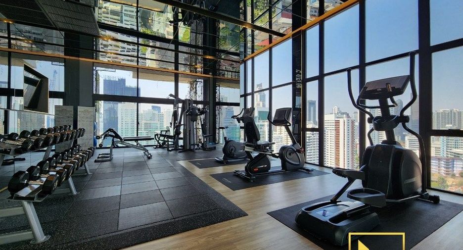 For rent 1 bed condo in Watthana, Bangkok