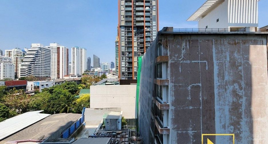 For rent 1 bed condo in Watthana, Bangkok