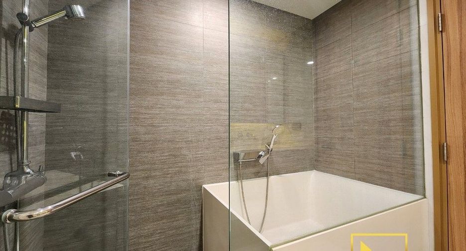 For rent 1 bed condo in Watthana, Bangkok