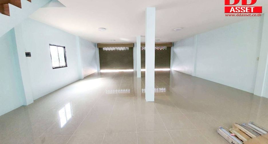 For rent and for sale 3 bed retail Space in Lang Suan, Chumphon