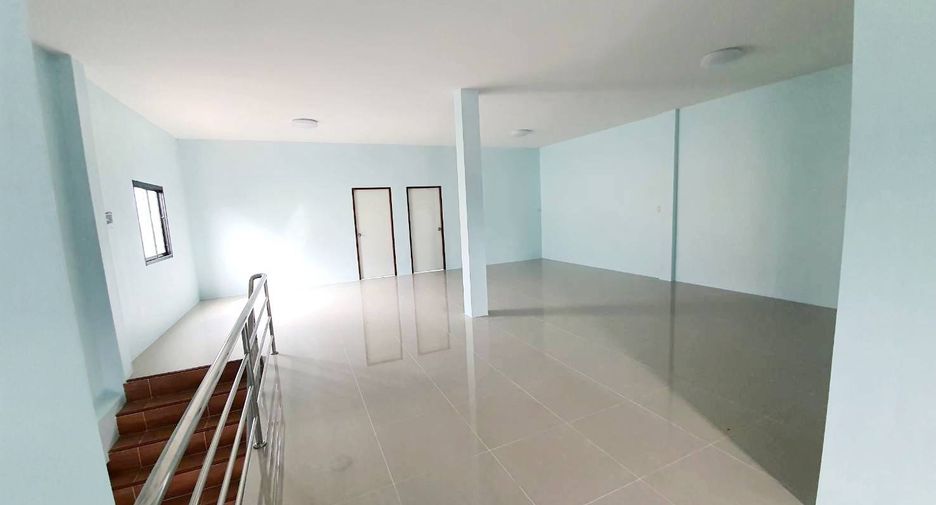 For rent そして for sale 3 Beds retail Space in Lang Suan, Chumphon