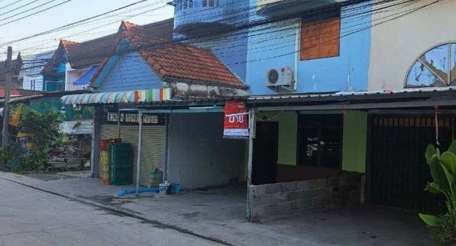 For sale 3 bed retail Space in Nong Chok, Bangkok