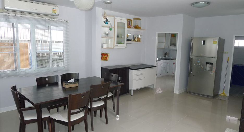 For rent 3 bedrooms house in Bang Bua Thong, Nonthaburi