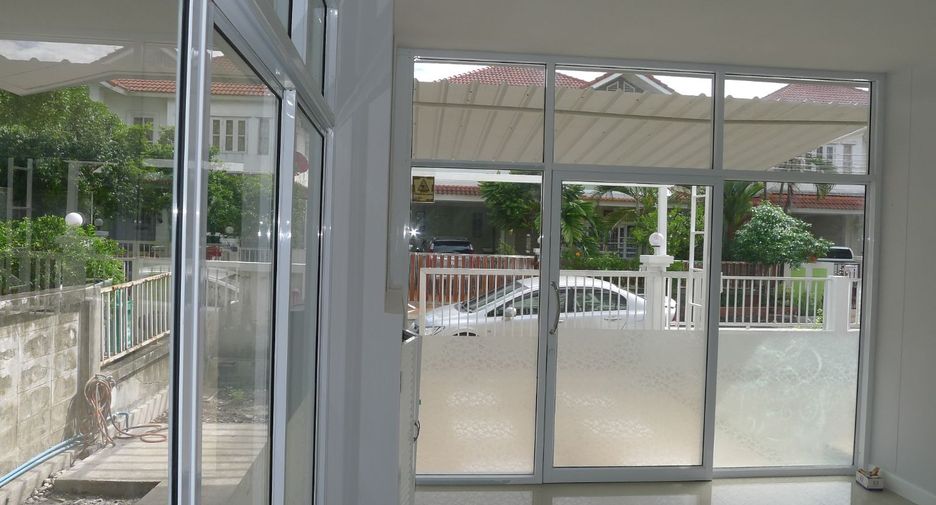 For rent 3 bedrooms house in Bang Bua Thong, Nonthaburi