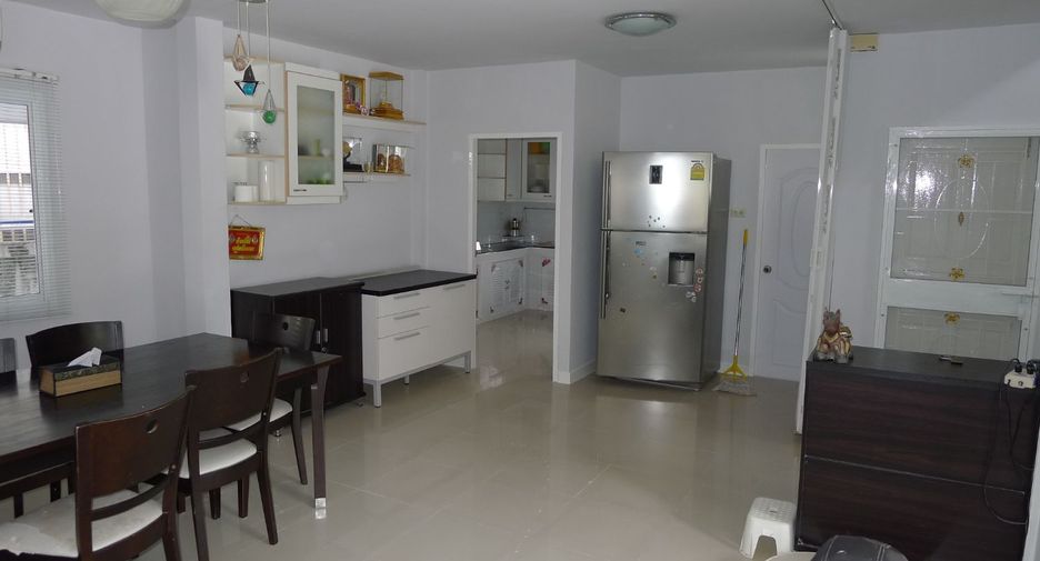 For rent 3 bedrooms house in Bang Bua Thong, Nonthaburi