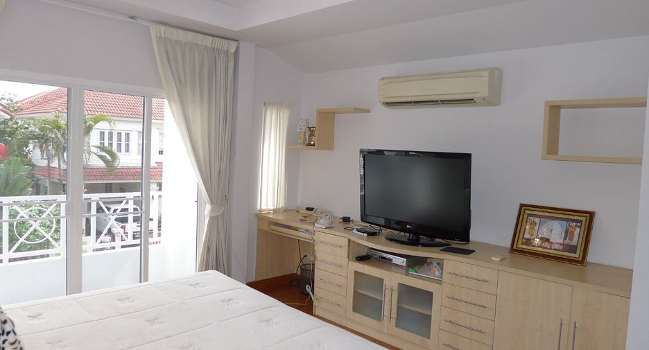 For rent 3 bedrooms house in Bang Bua Thong, Nonthaburi