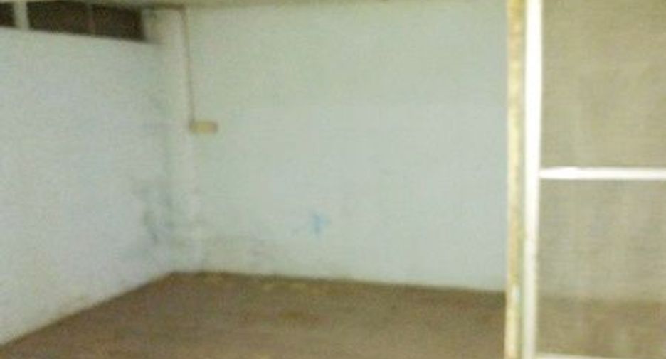For sale 3 bedrooms retail Space in Phrasaeng, Surat Thani