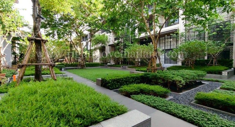 For rent and for sale 4 bedrooms townhouse in Watthana, Bangkok