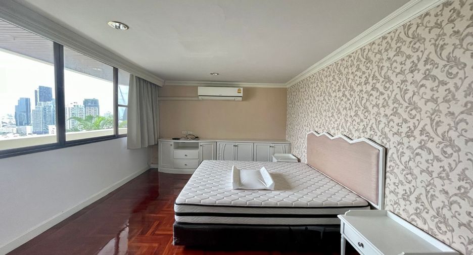 Apartamento en alquiler de 4 habitaciones en Khlong Toei, Bangkok