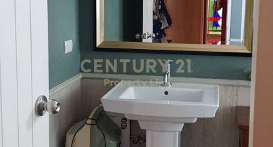 For rent and for sale 1 bed condo in Phaya Thai, Bangkok