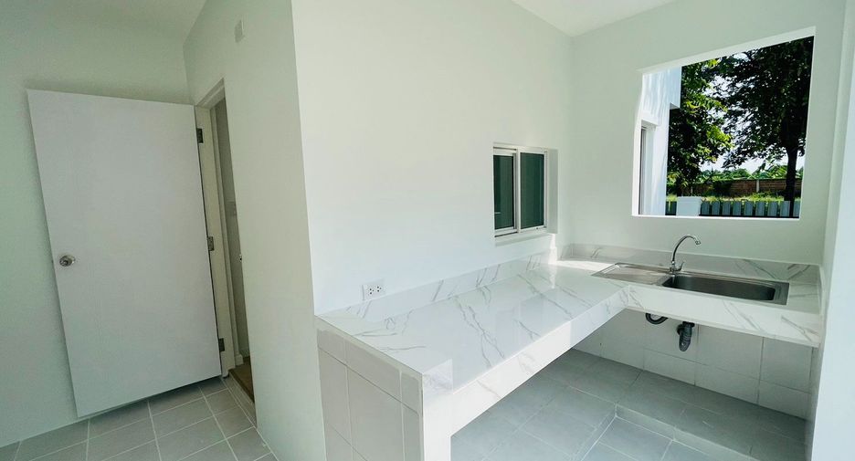 For sale studio house in Mueang Pathum Thani, Pathum Thani