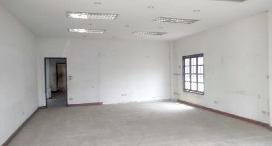 Продажа 5 спальни дом в Сарапхи, Чианг Маи