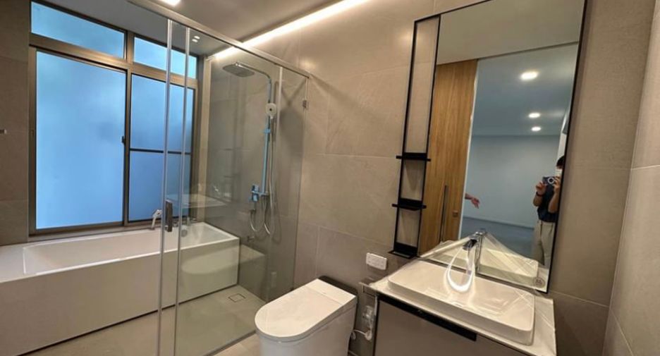 For rent 3 bedrooms house in Saphan Sung, Bangkok