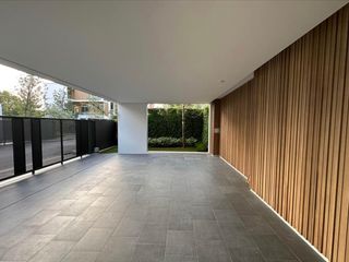Casa en alquiler de 3 habitaciones en Saphan Sung, Bangkok