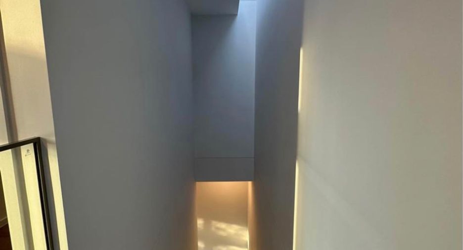 For rent 3 bedrooms house in Saphan Sung, Bangkok