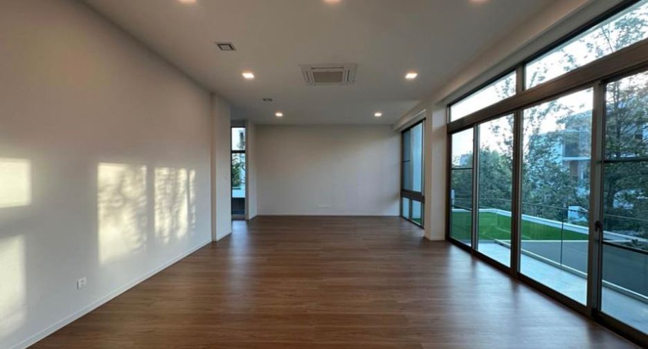 For rent 3 bedrooms house in Saphan Sung, Bangkok