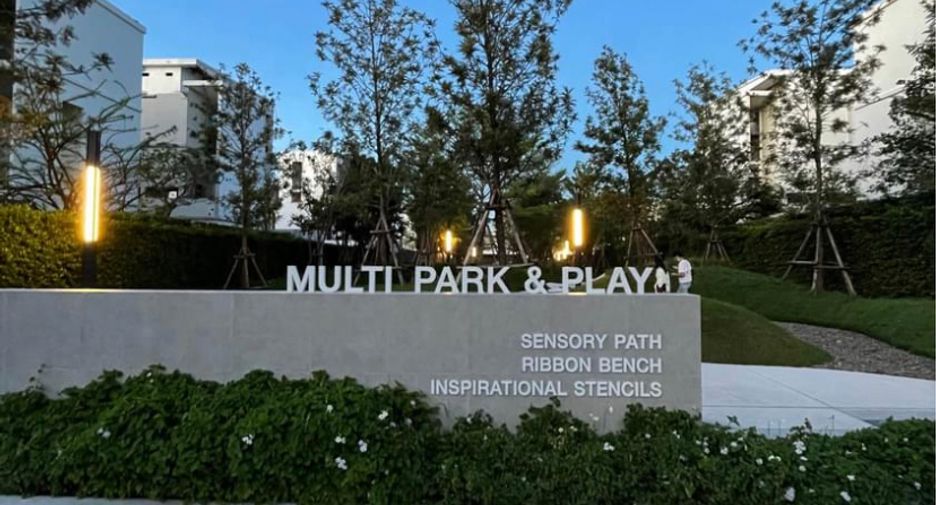For rent 3 bedrooms house in Saphan Sung, Bangkok