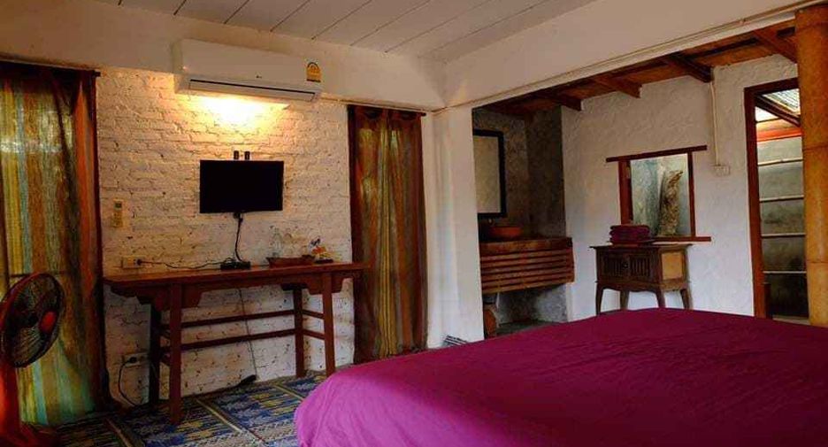 For sale 10 bedrooms hotel in Pai, Mae Hong Son