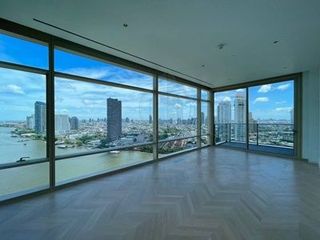For sale 3 bedrooms condo in Bang Kho Laem, Bangkok