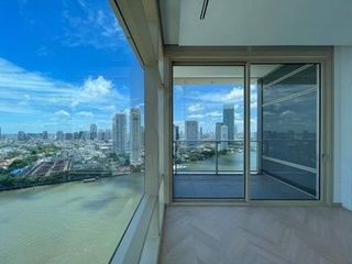 For sale 3 bedrooms condo in Bang Kho Laem, Bangkok