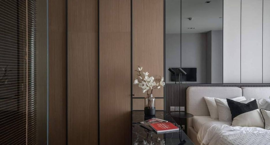 À louer et à vendre 1 chambre condo à Khlong Toei, Bangkok