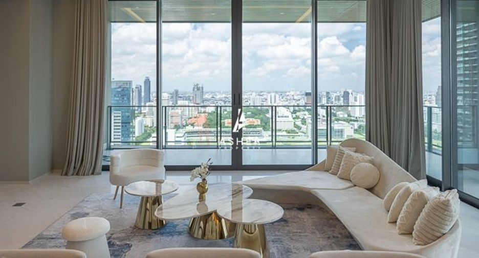 À louer et à vendre 3 chambres condo à Pathum Wan, Bangkok