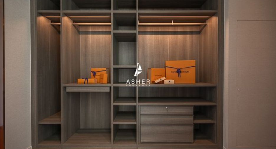 À louer et à vendre 3 chambres condo à Pathum Wan, Bangkok