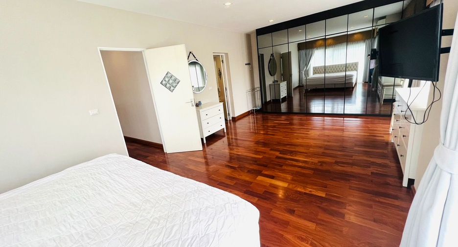 For rent 4 bedrooms house in Bang Phli, Samut Prakan