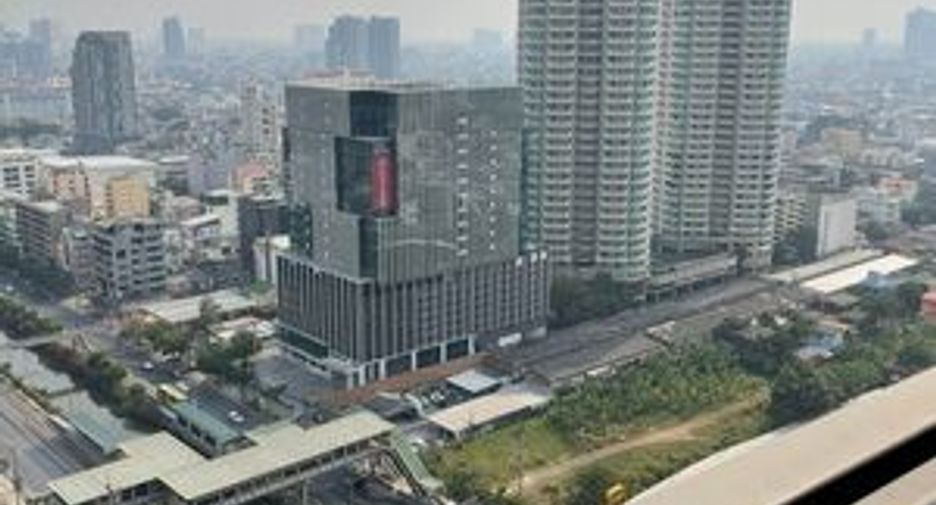 For sale 2 bedrooms condo in Sathon, Bangkok