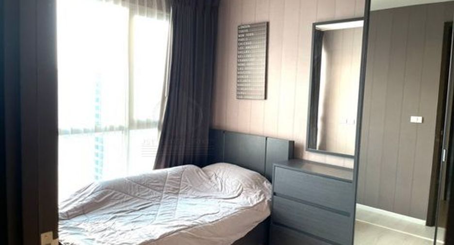 For sale 2 bedrooms condo in Sathon, Bangkok