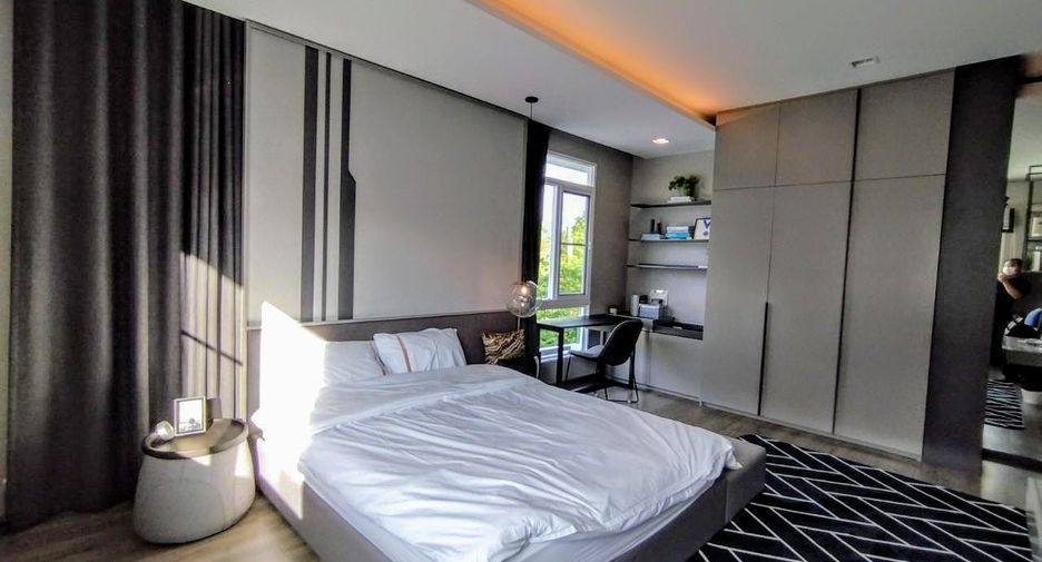 For sale 4 bedrooms house in Prawet, Bangkok