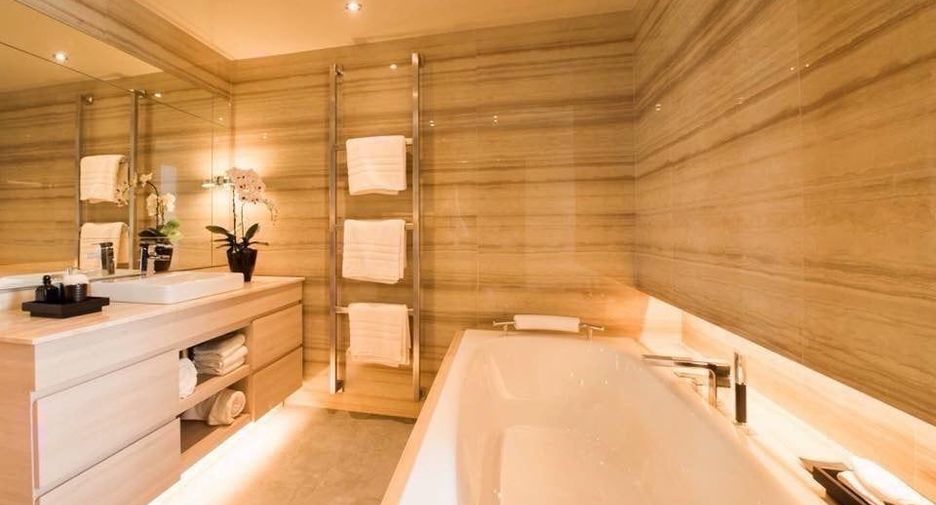 For rent 3 ベッドルーム condo in Watthana, Bangkok