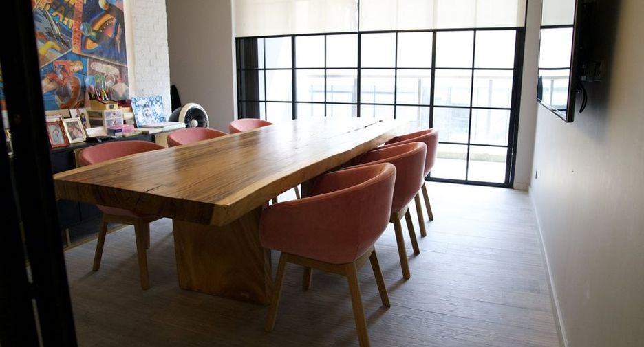 For rent 3 ベッドルーム condo in Watthana, Bangkok