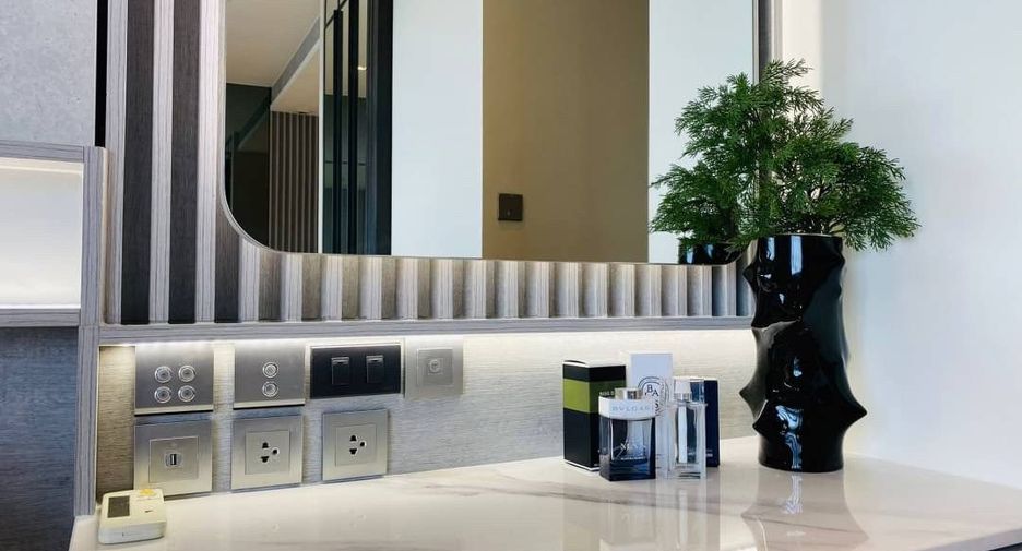 Condo en alquiler y en venta de 1 habitaciones en Khlong Toei, Bangkok