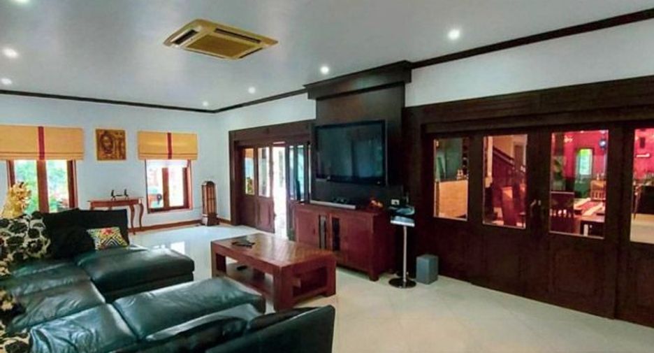À vendre 5 chambres maison à Bang Lamung, Chonburi