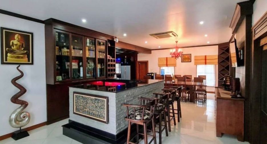 À vendre 5 chambres maison à Bang Lamung, Chonburi