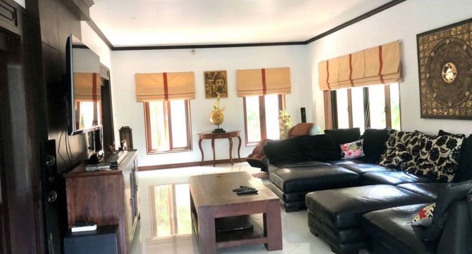 À vendre 5 chambres maison à Bang Lamung, Chonburi