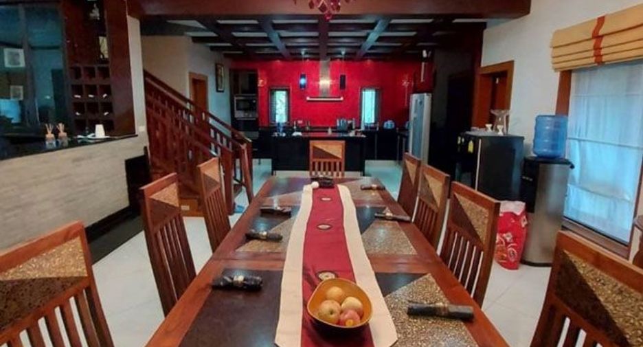 À vendre 5 chambres maison à Bang Lamung, Chonburi
