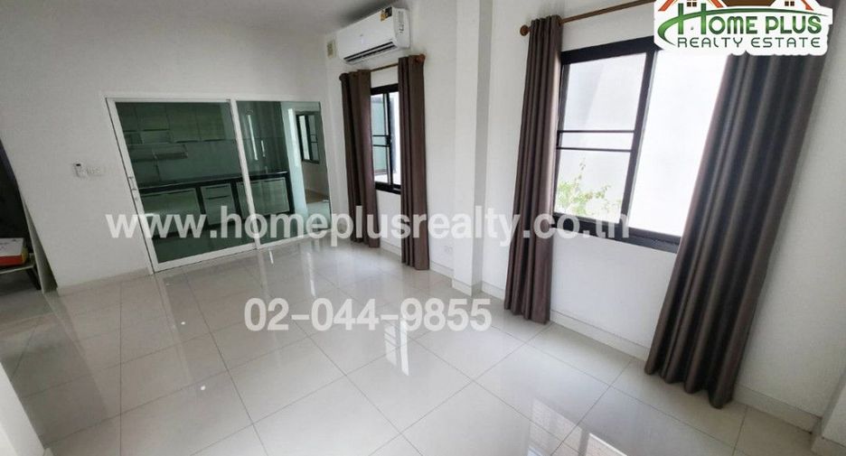 For sale 4 ベッドルーム house in Lam Luk Ka, Pathum Thani